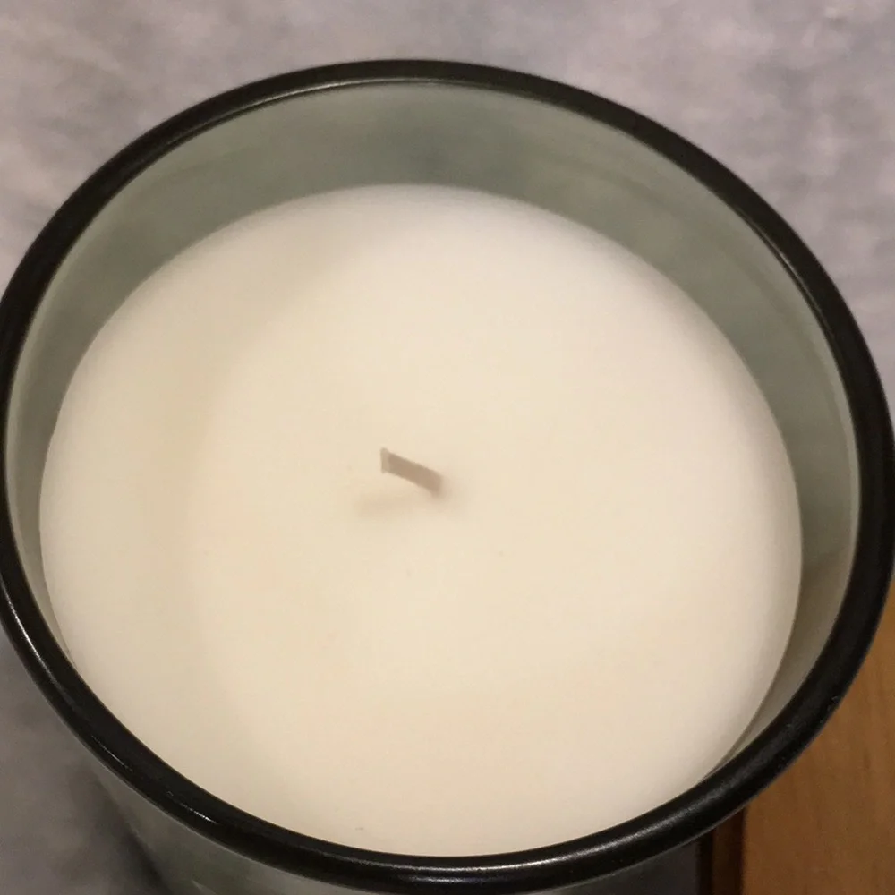 Glass Live For Now Scented Single Wick Home Decore Candle Beachwood 8.5oz NWT - Picture 12 of 16